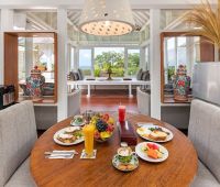 Villa The Chands One, Dining Table